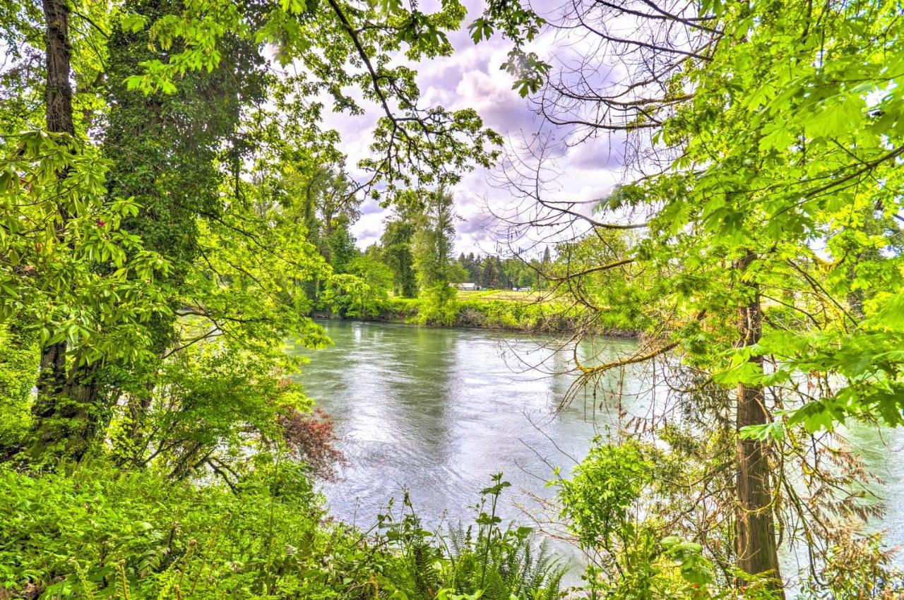 Peaceful And Elegant Cottage With Riverside View Oregon City Exterior photo